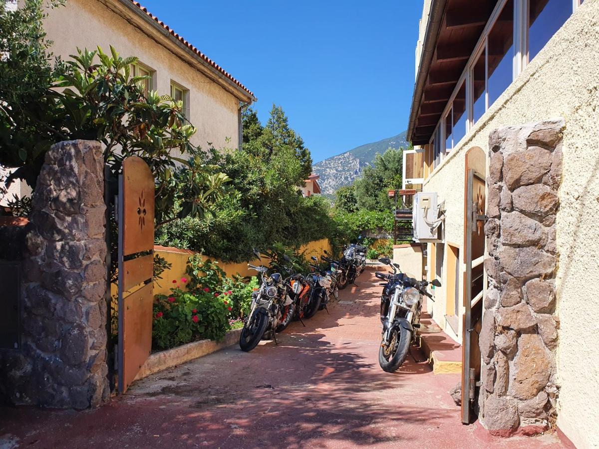 Hotel La Playa Cala Gonone Exterior foto